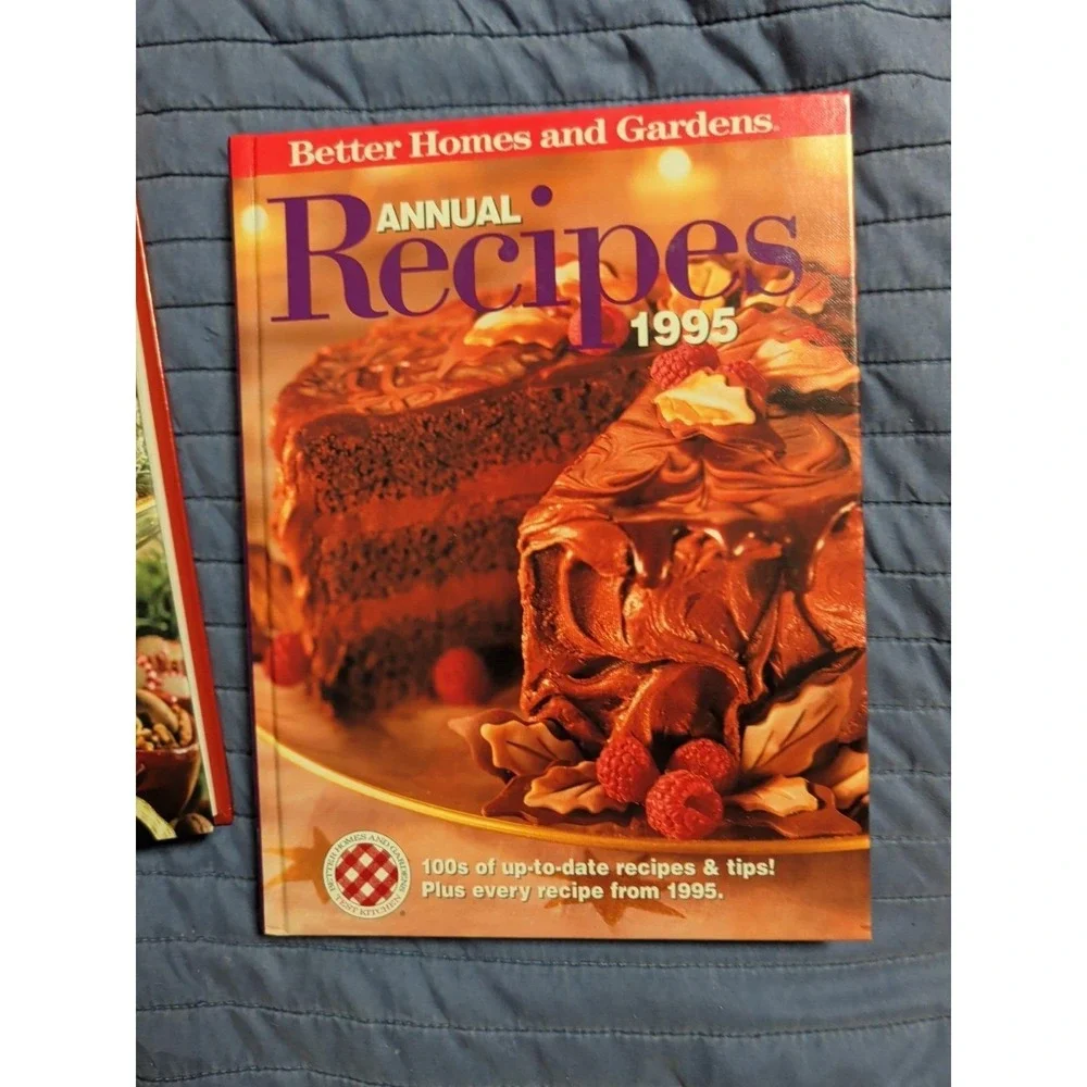 Set Of 2 Annual Cookbooks 1995 And‎ 2004 Better Homes And Gardens